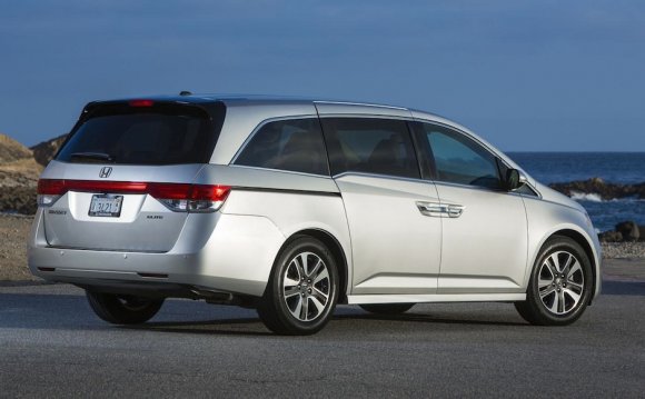 2016 Honda Odyssey HD Images