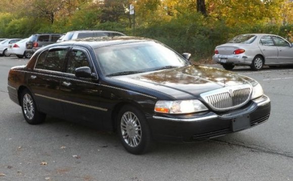 2007 Lincoln Town Car