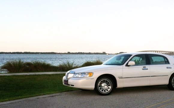 Ashley Executive Town Car