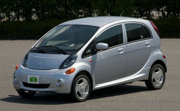 #3 2016 Mitsubishi i-MiEV